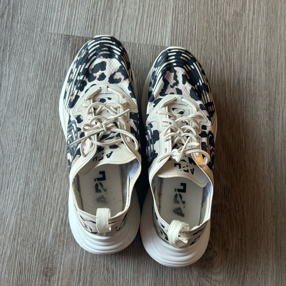 APL Women's Sneakers in Cream and Black - Picture 6 of 9